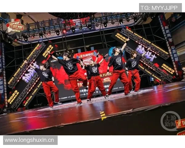 武汉街舞队在世界攀岩锦标赛中以98分稳居积分榜首位 武汉街舞队在世界攀岩锦标赛中以98分稳居积分榜首位