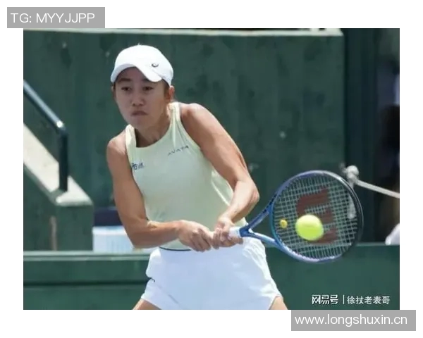 网球运动员在赛场上的荣耀与挑战:从初心到顶峰的奋斗历程 网球运动员在赛场上的荣耀与挑战:从初心到顶峰的奋斗历程